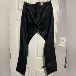 HUDSON JEANS SIZE 33/32